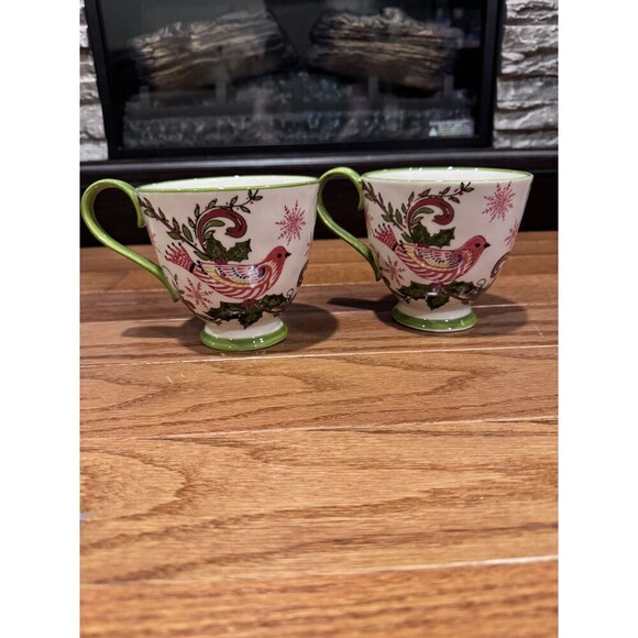 Creative Co-op Kate McRostie Set Of Two Christmas Pedestal Mugs Bird Mistletoe - Picture 5 of 6